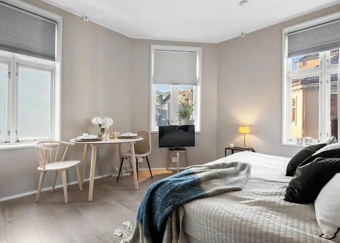 Appartement Roomsly - Cozy Hilltop Hideout In